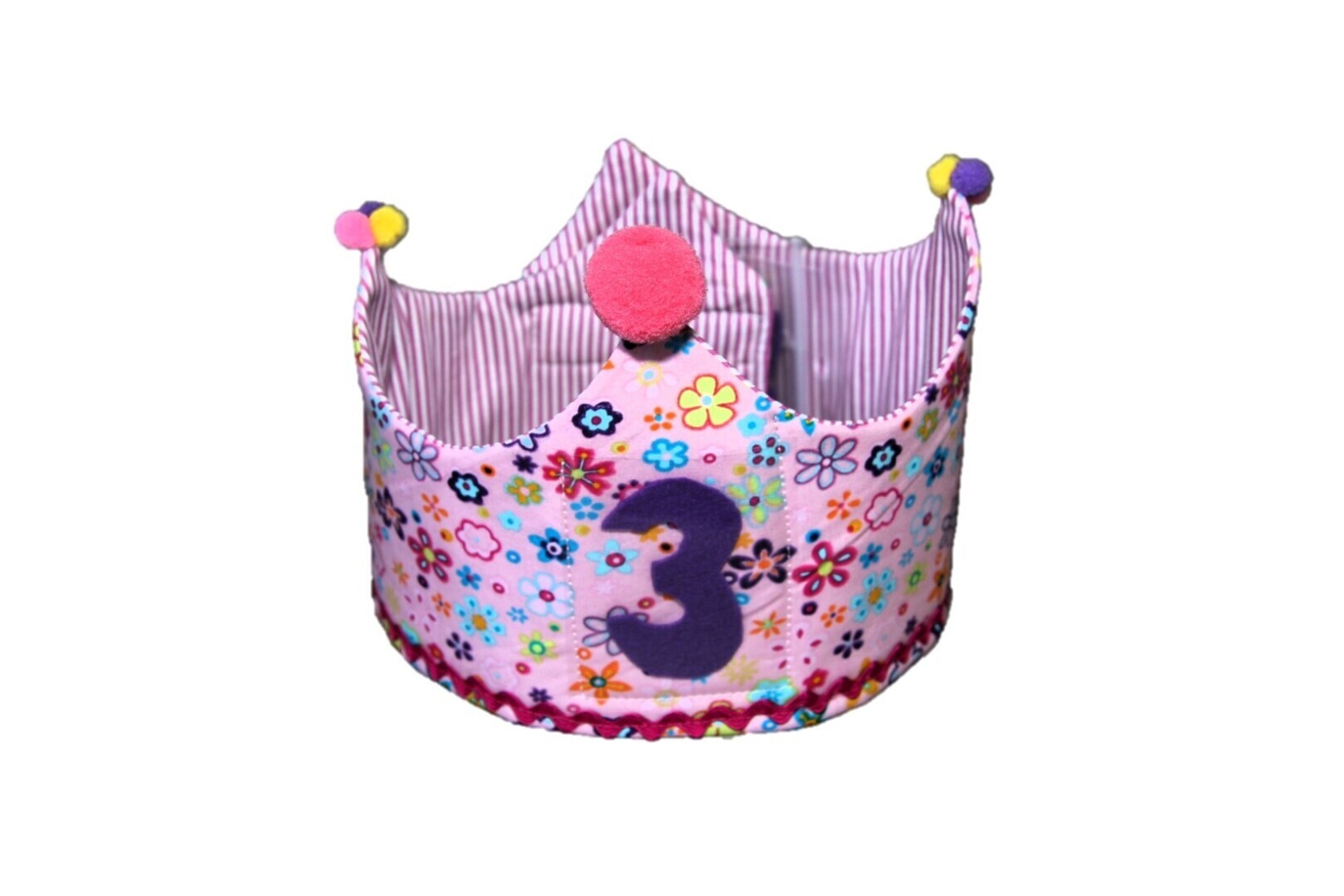 Feestkroon met verwisselbare cijfers 1-5; roze kleine bloem