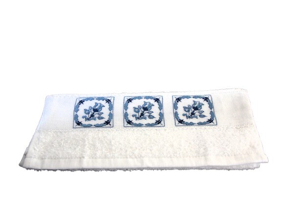 Gastendoekje; Delftsblauwe tegel 3 tulpen